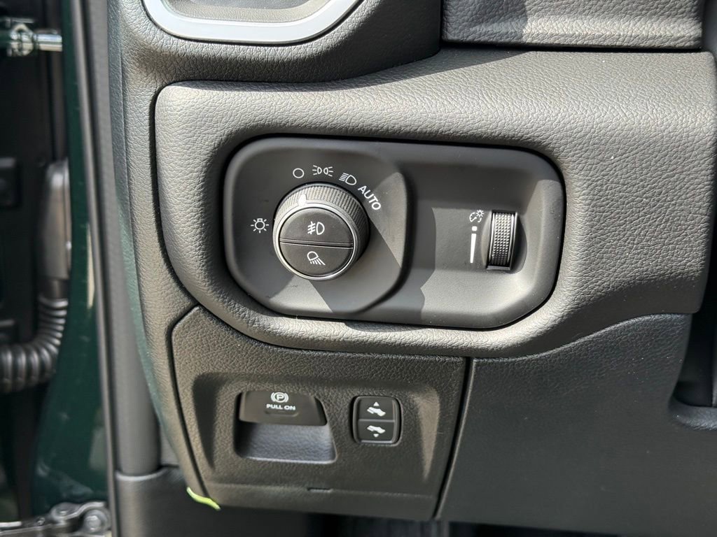 New 2026 RAM 1500 Big Horn w/ Night Edition image 19