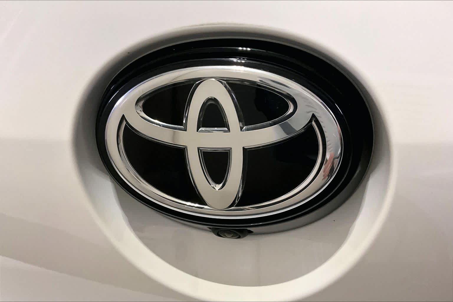 Used 2025 Toyota Corolla GR AWD/4WD image 31