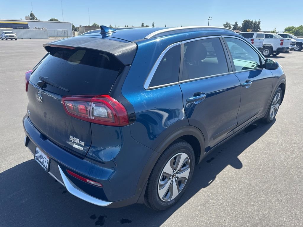 Used 2018 Kia Niro LX FWD image 4