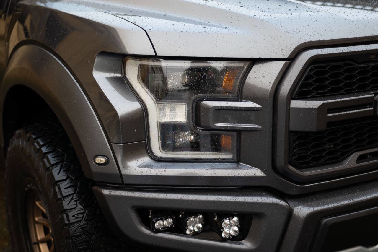 Used 2017 Ford F150 Raptor w/ Equipment Group 802A Luxury image 21