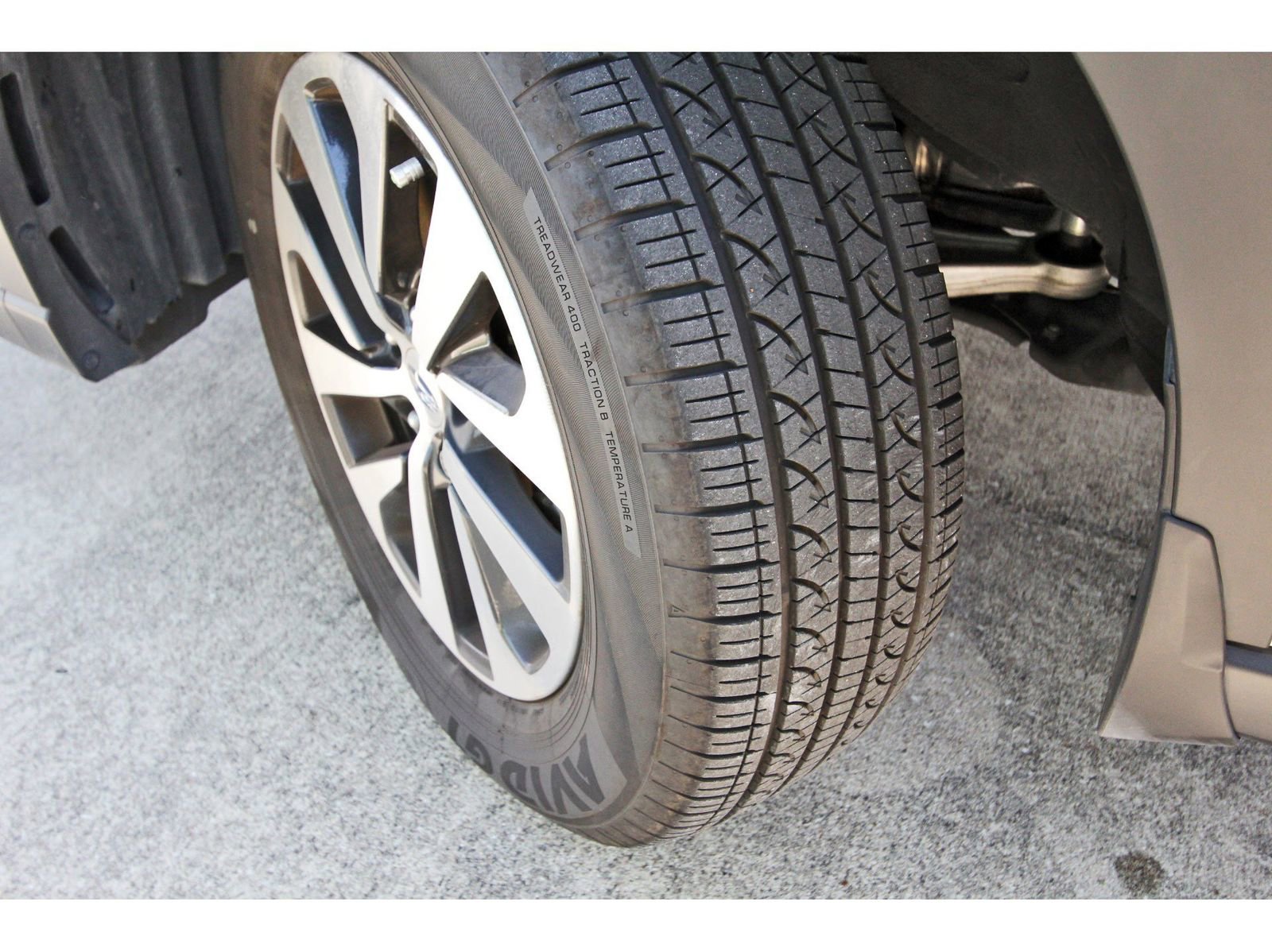 Certified 2025 Subaru Outback Premium image 32