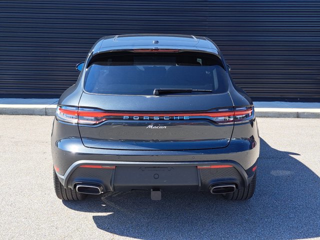 Used 2025 Porsche Macan AWD/4WD image 6