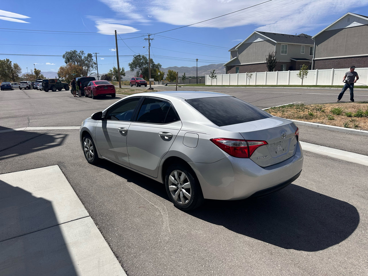 Used 2015 Toyota Corolla LE image 6