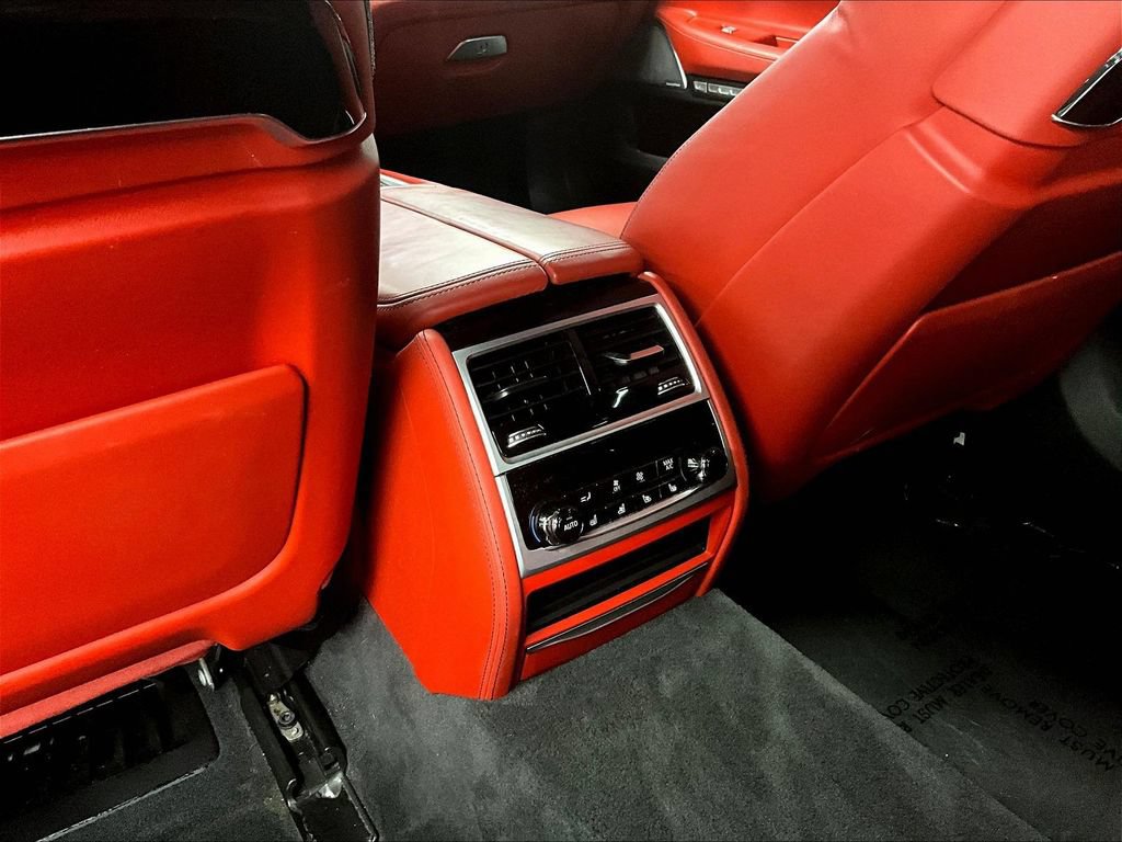 Used 2018 BMW M760i xDrive AWD/4WD image 12