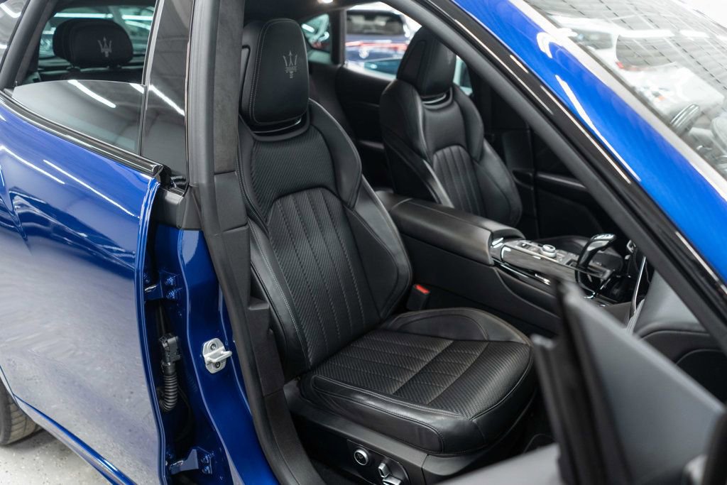 Used 2022 Maserati Levante Modena image 11