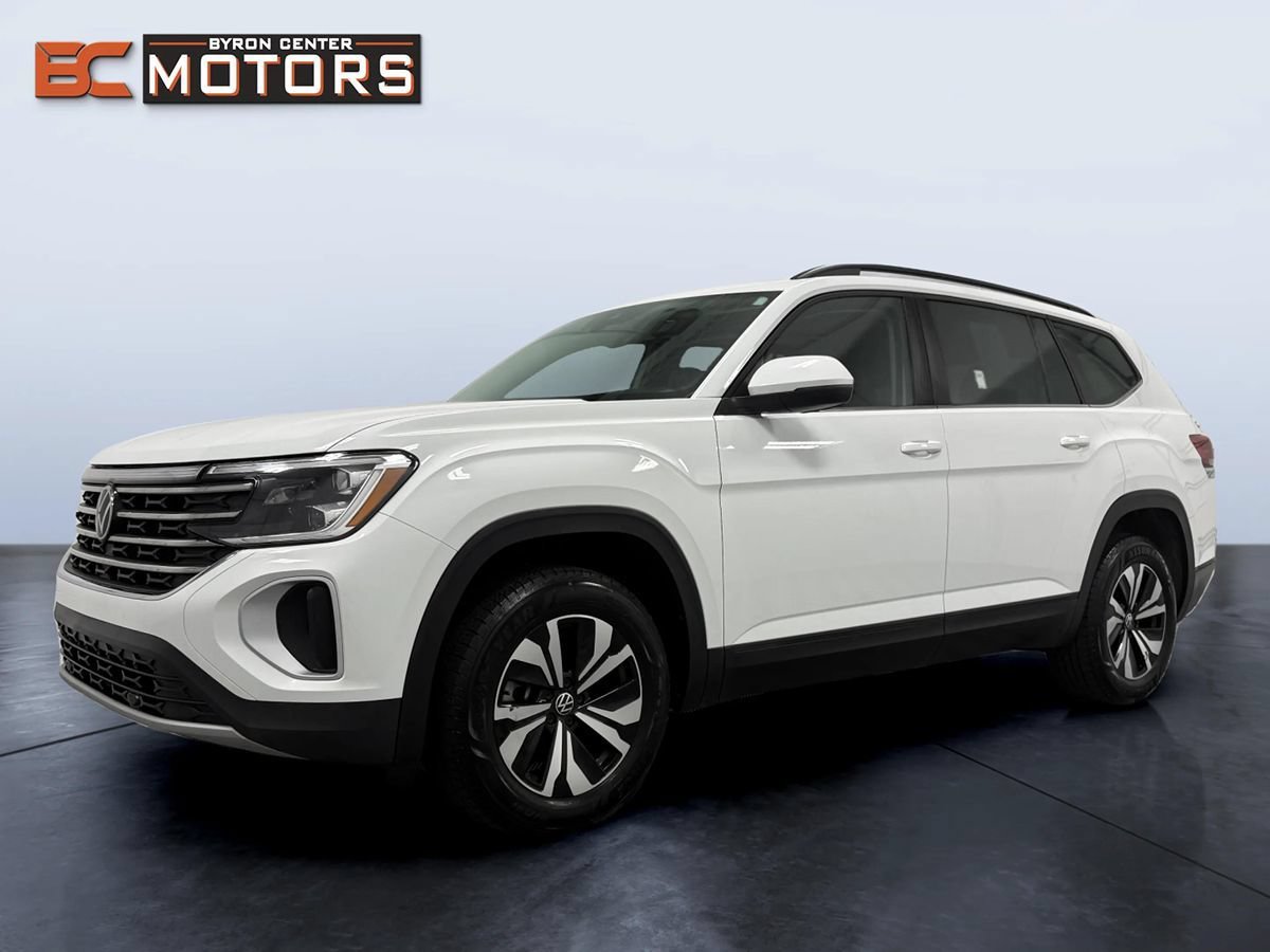 Used 2024 Volkswagen Atlas SE AWD/4WD image 2
