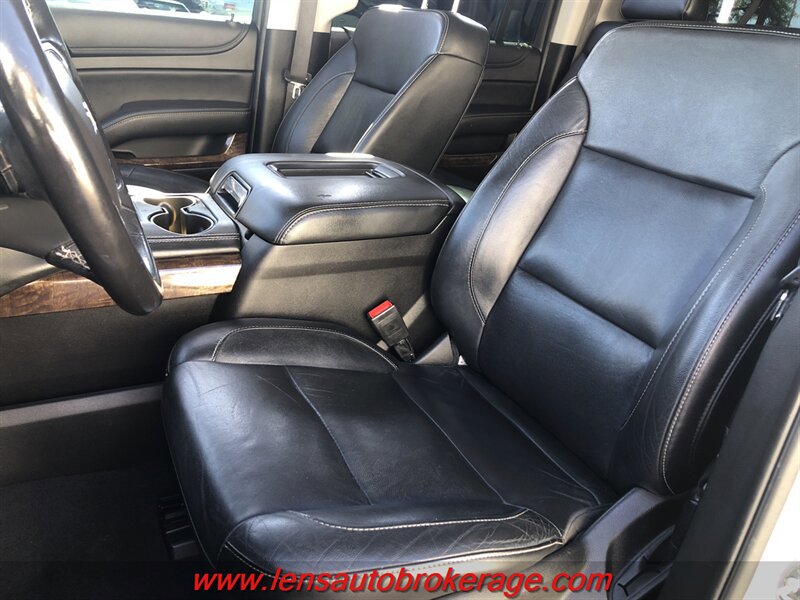 Used 2019 Chevrolet Suburban LT AWD/4WD image 12