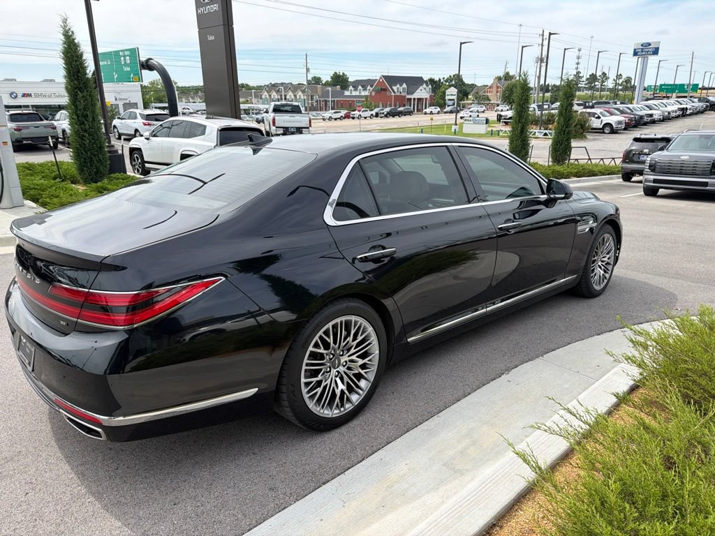 Used 2021 Genesis G90 5.0 Ultimate RWD image 6