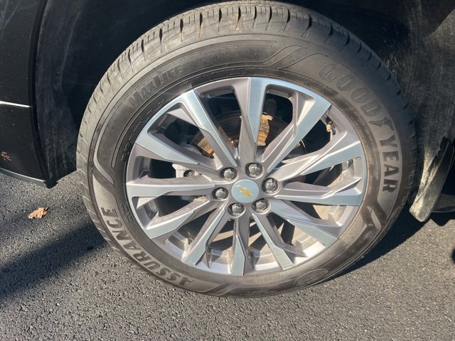 Used 2023 Chevrolet Traverse Premier image 9