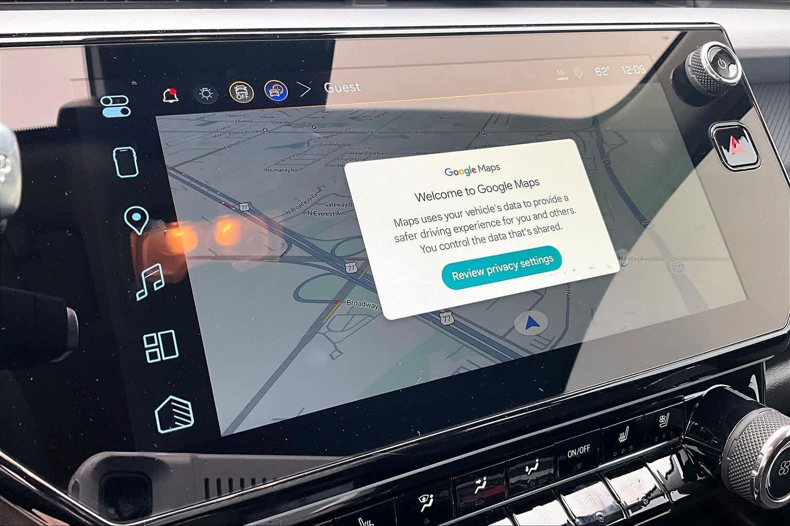 New 2027 Chevrolet Bolt RS FWD image 18