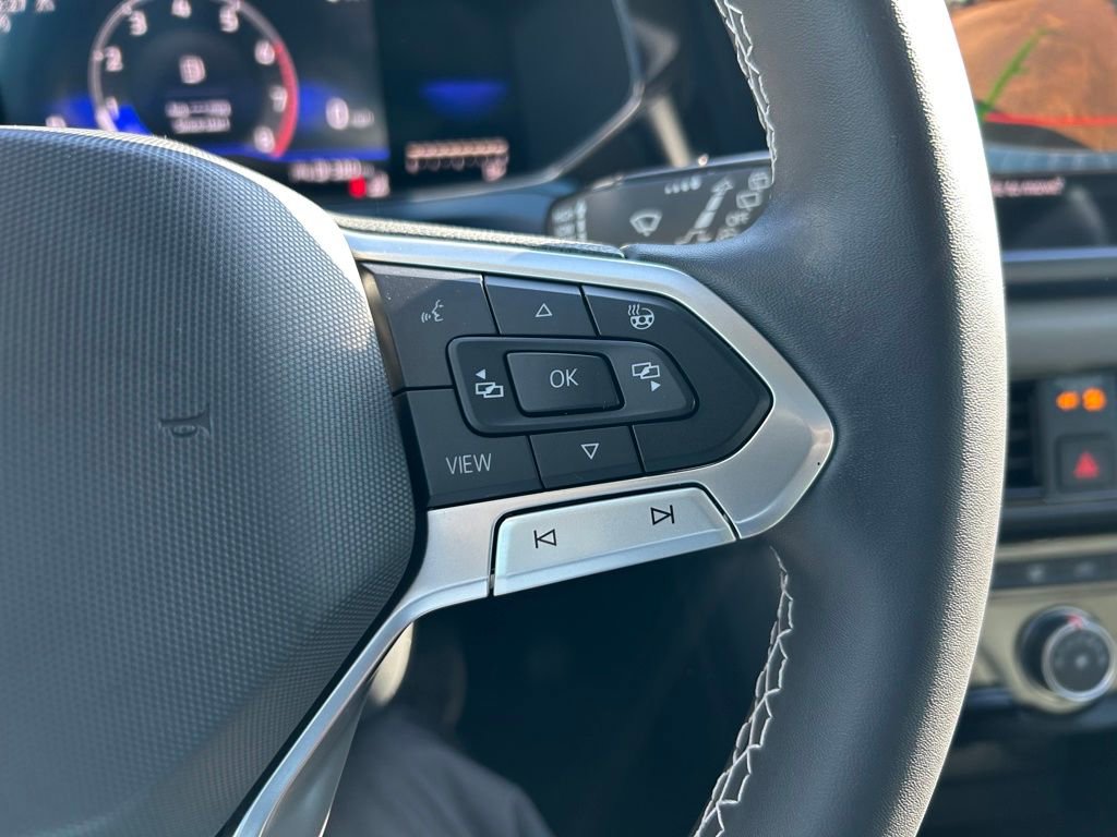 Used 2023 Volkswagen Taos SE image 17