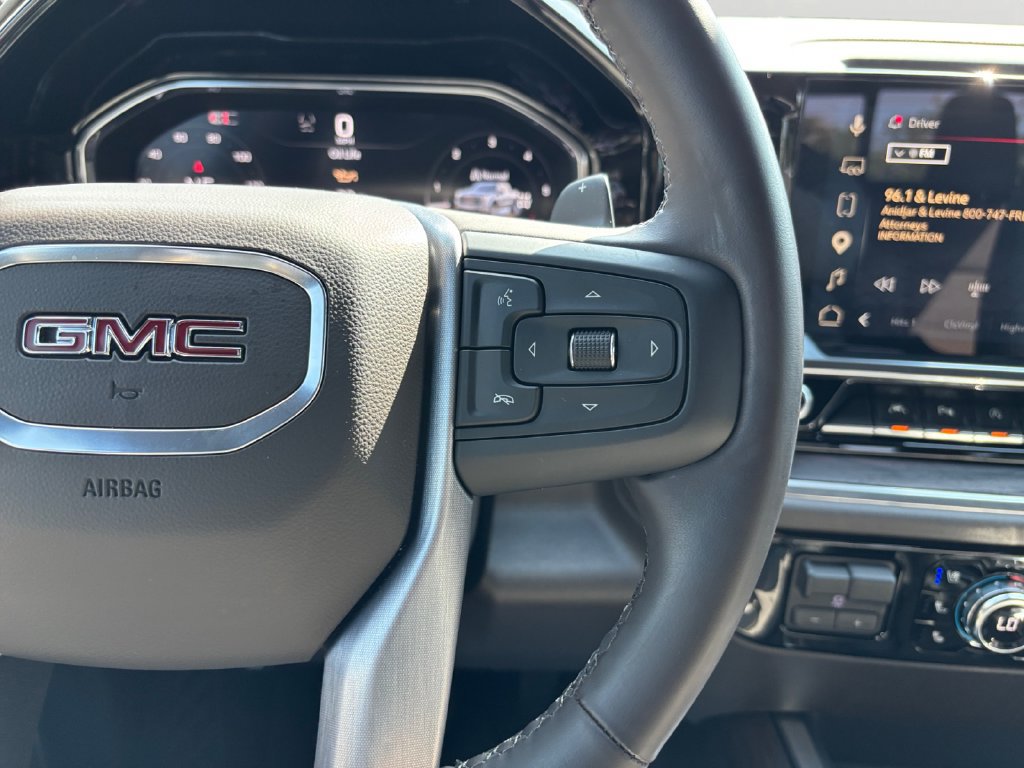 Used 2025 GMC Sierra 1500 SLT w/ SLT Premium Plus Package AWD/4WD image 20