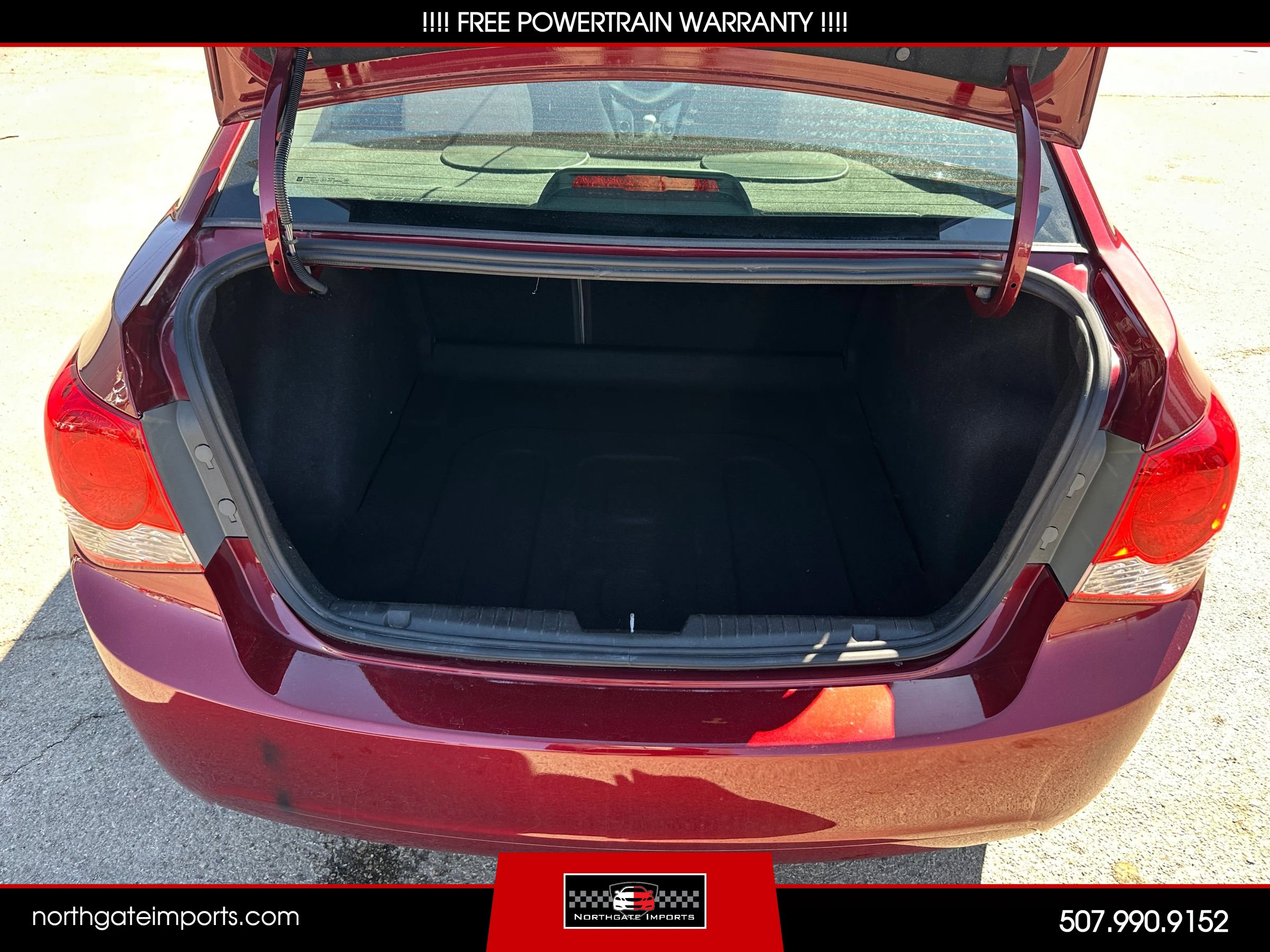 Used 2016 Chevrolet Cruze LT w/ Sun And Sound Package FWD image 6