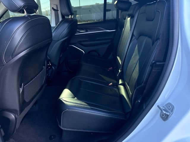 Used 2022 Jeep Grand Cherokee Limited image 26