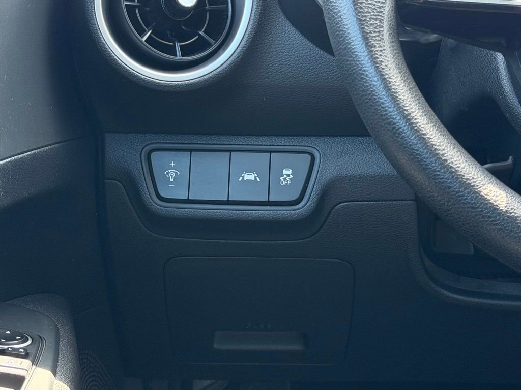 Used 2021 Kia Forte LXS FWD image 30