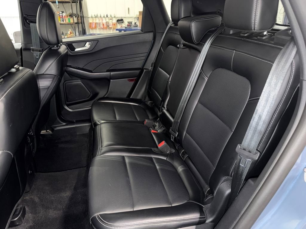 Used 2025 Ford Escape Platinum image 13