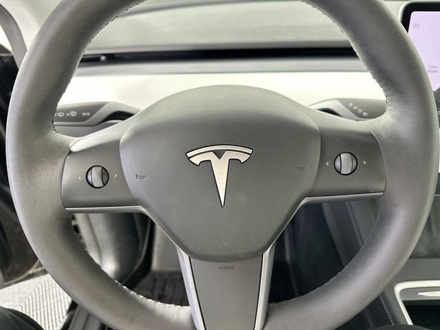 Used 2023 Tesla Model Y Performance AWD/4WD image 19