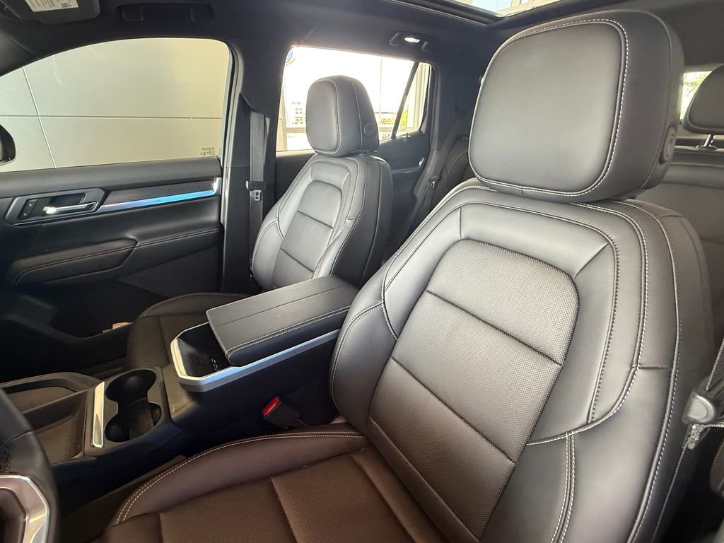 Used 2026 GMC Terrain Elevation w/ Elevation Premium Package AWD/4WD image 20