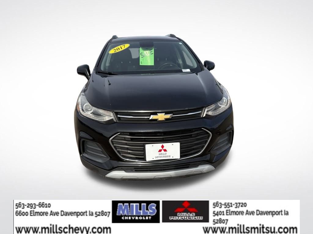 Used 2017 Chevrolet Trax LT w/ LT Convenience Package FWD image 2