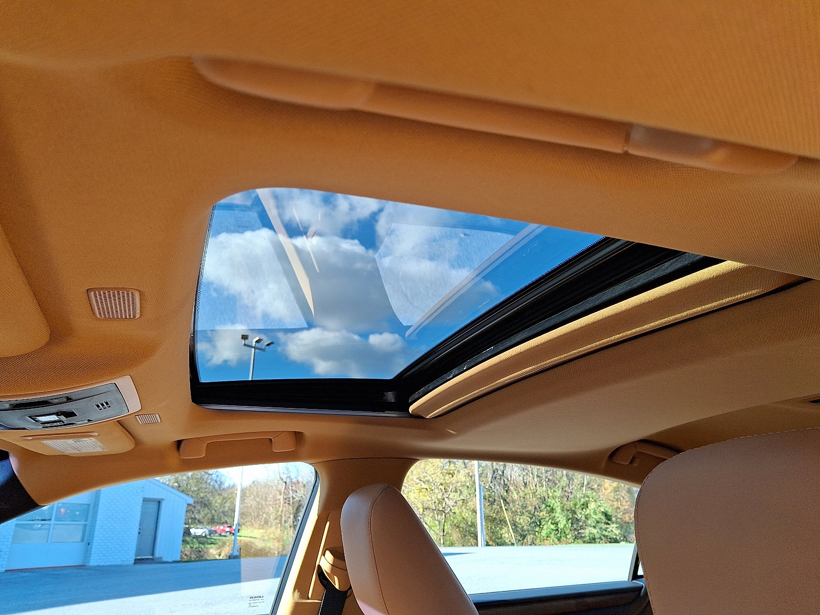 Used 2022 Lexus ES 350 w/ Premium Package image 16