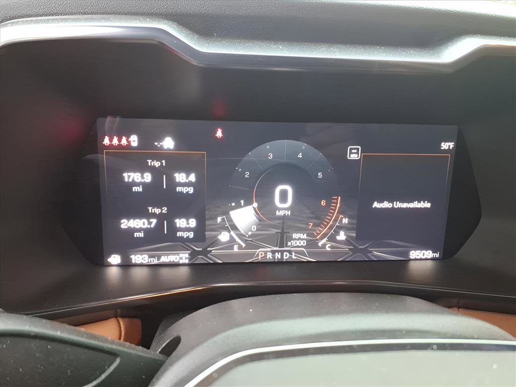 Used 2025 GMC Canyon AT4 w/ Technology Plus Package image 14