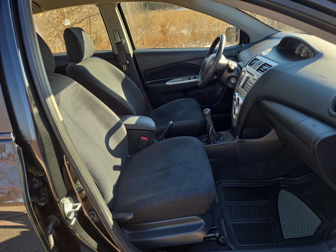 Used 2008 Toyota Yaris Sedan image 16