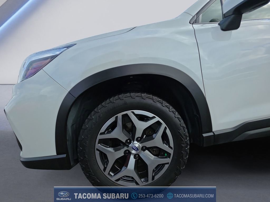Used 2020 Subaru Forester Premium image 9