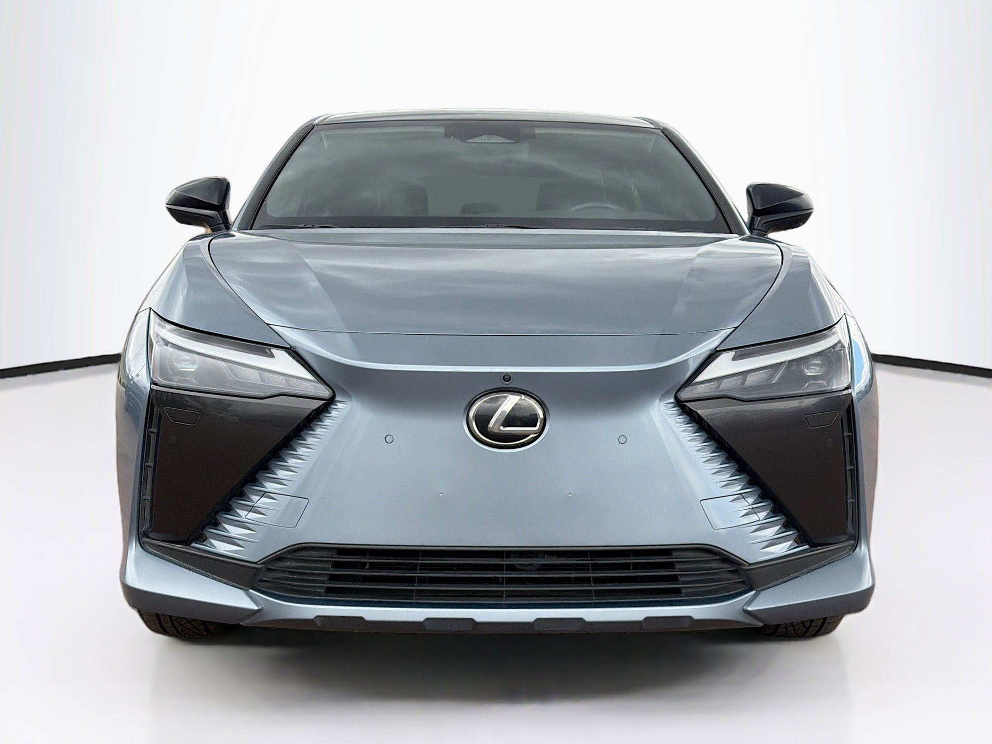 Used 2023 Lexus RZ 450e Premium w/ Accessory Package (Z1) image 2
