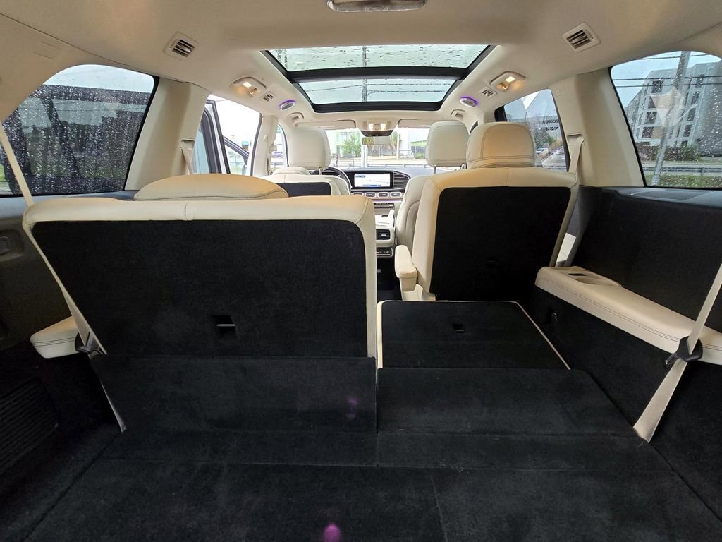 Used 2024 Mercedes-Benz GLS 580 4MATIC w/ Warmth & Comfort Package image 34