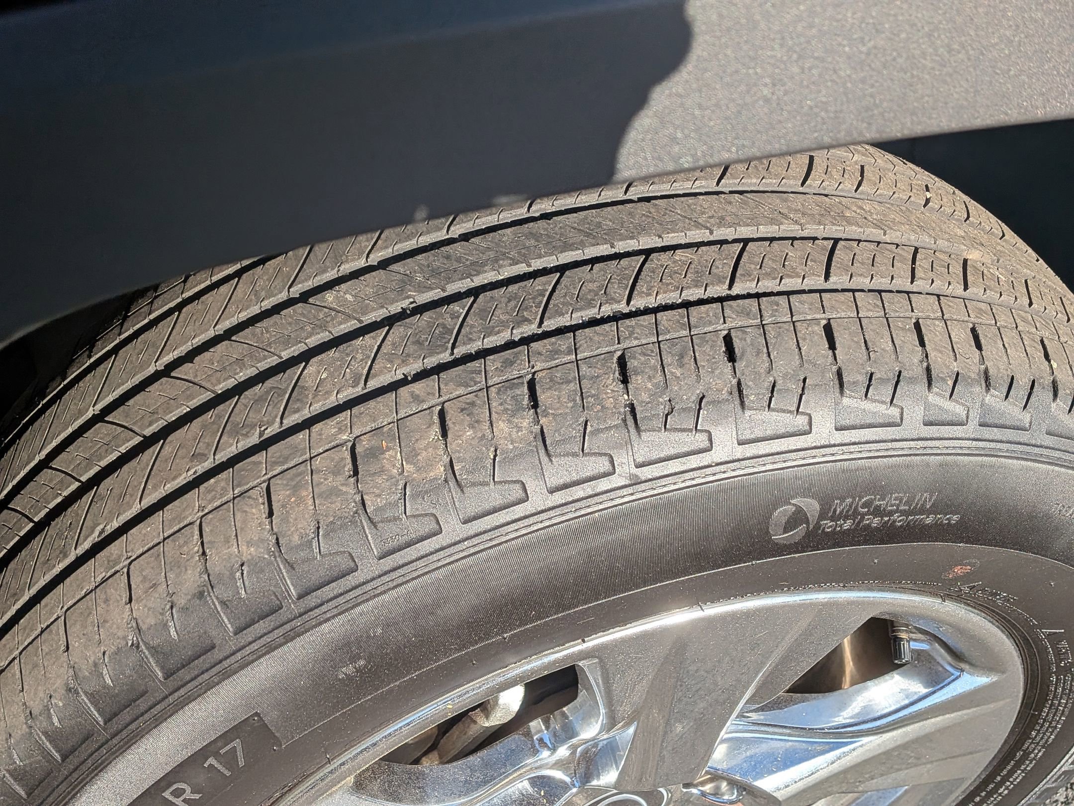 Used 2025 Toyota RAV4 XLE image 13