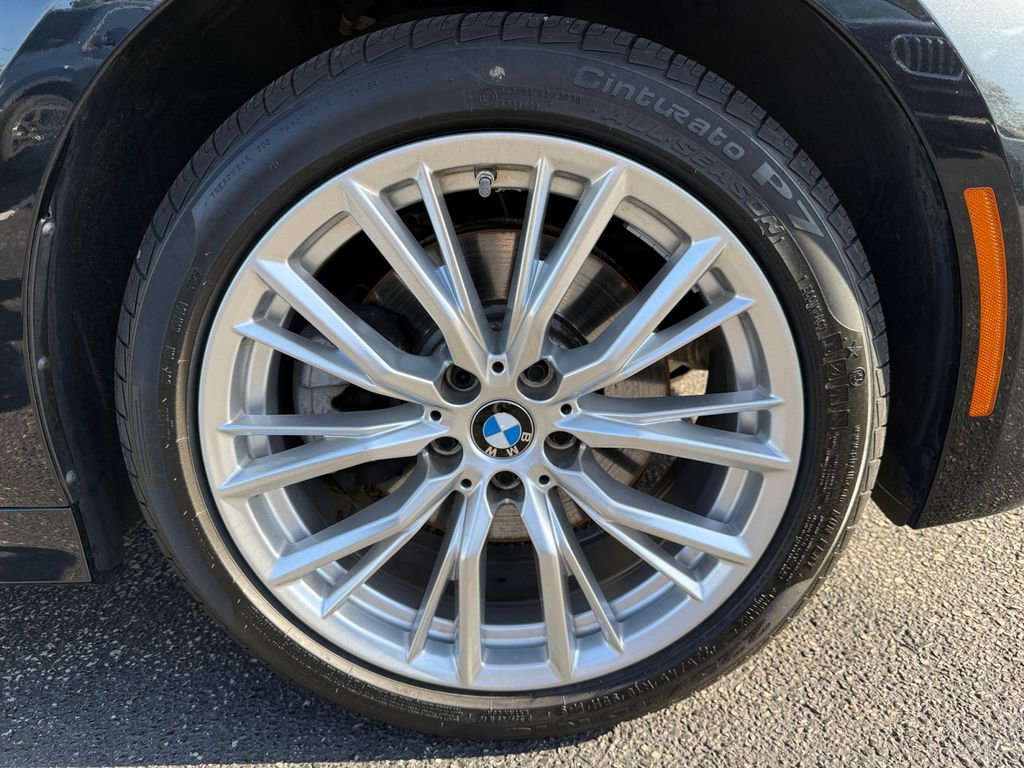 Certified 2023 BMW 330i xDrive Sedan w/ Driving Assistance Package AWD/4WD image 18