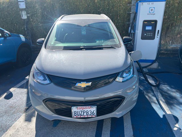 Used 2021 Chevrolet Bolt Premier w/ Infotainment Package FWD image 2