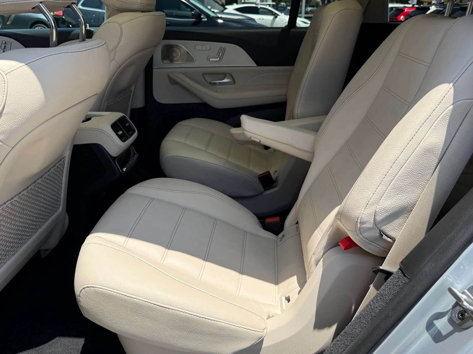 Used 2022 Mercedes-Benz GLS 450 4MATIC w/ Warmth & Comfort Package image 42