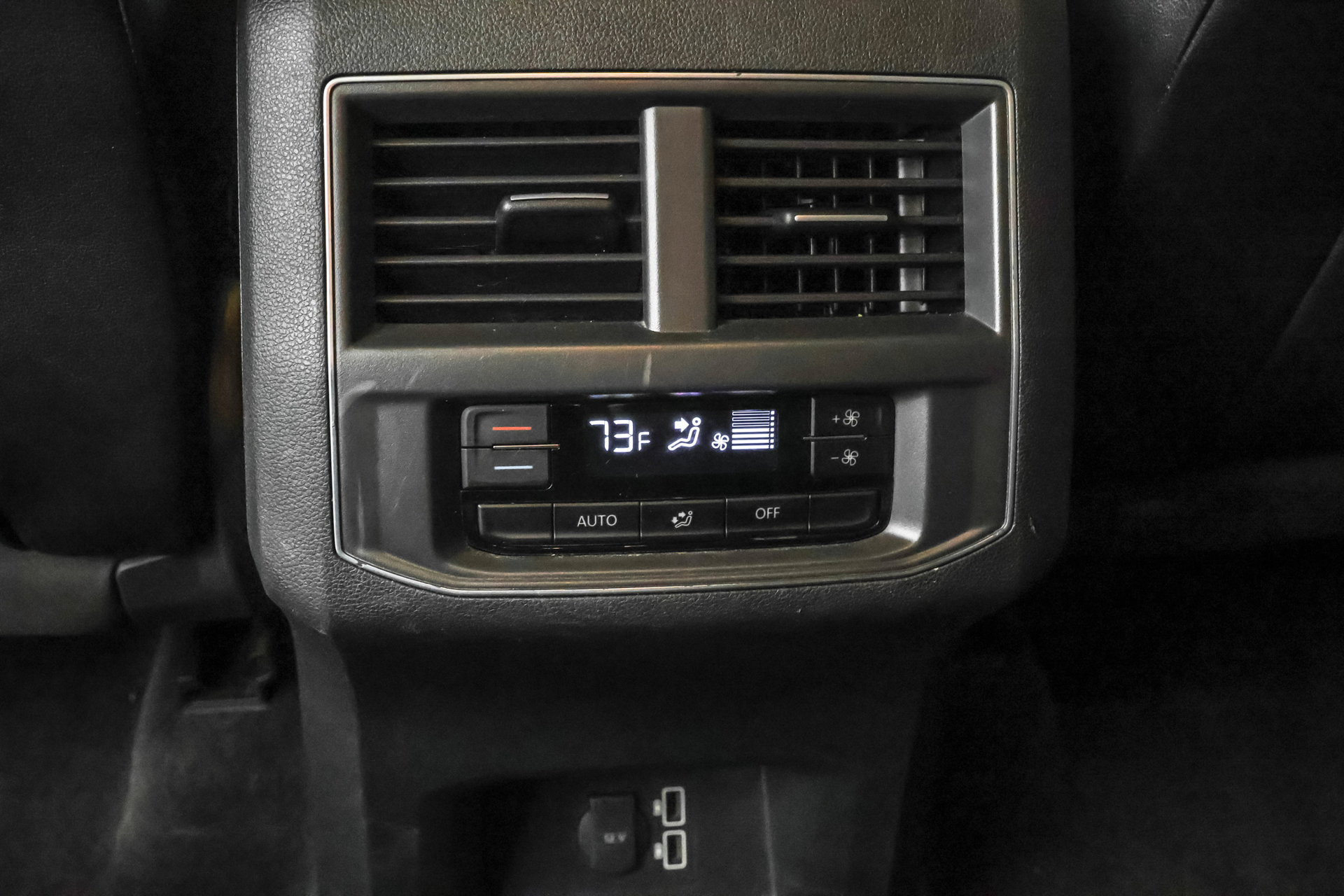 Used 2018 Volkswagen Atlas SE AWD/4WD image 38