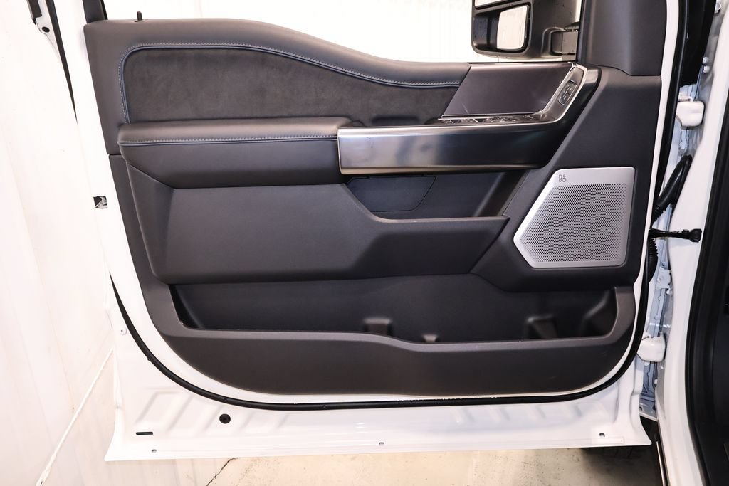 New 2026 Ford F450 Platinum w/ FX4 Off-Road Package AWD/4WD image 10
