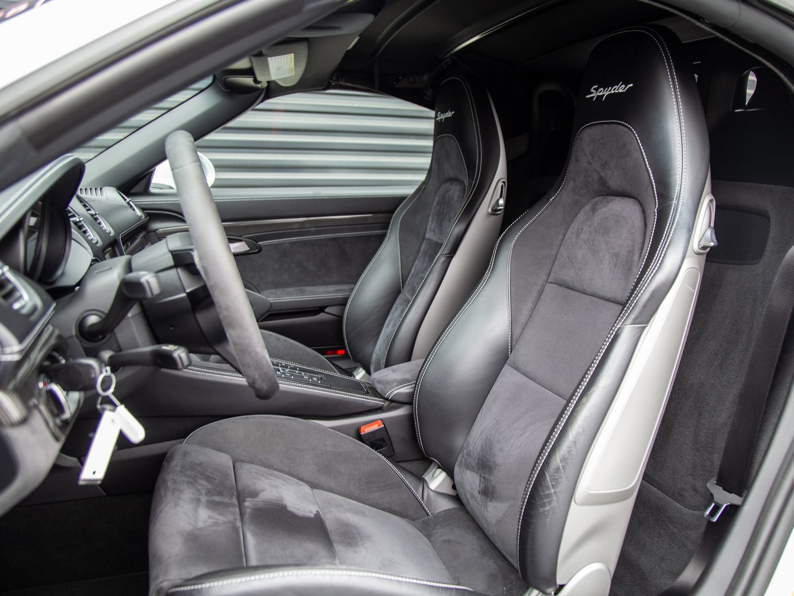 Certified 2021 Porsche 718 Boxster Spyder RWD image 5