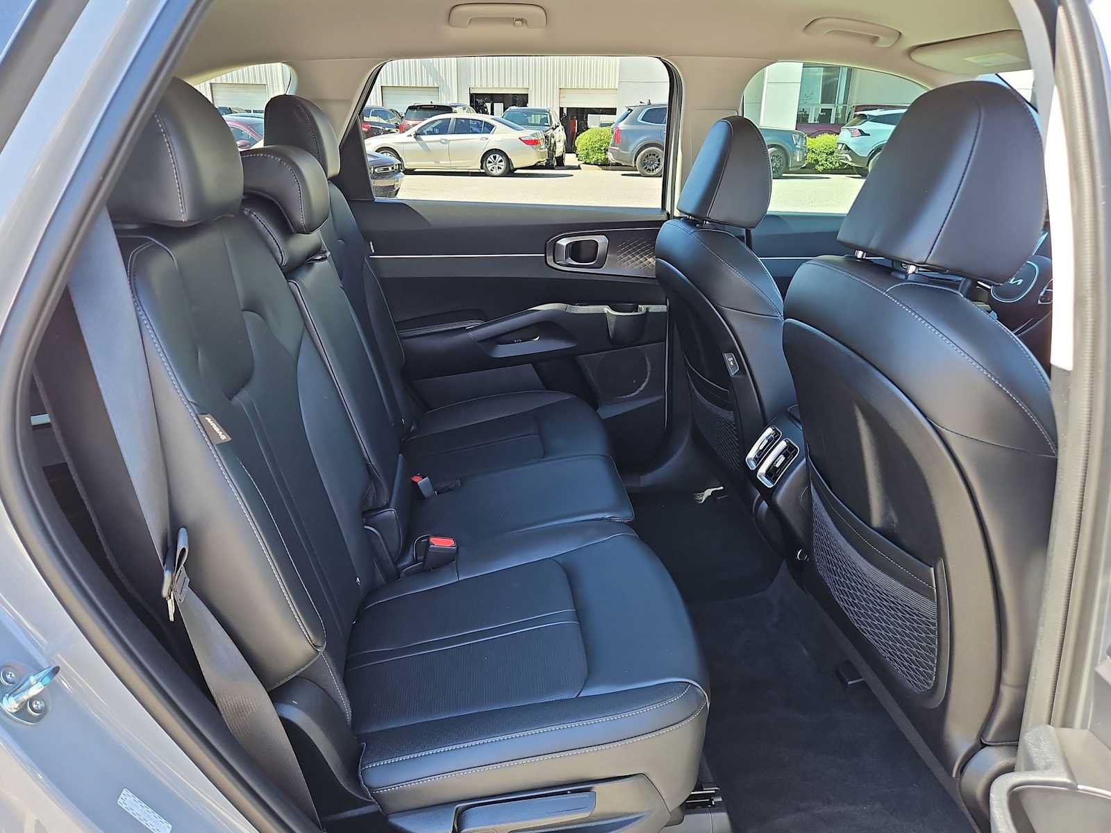 Certified 2025 Kia Sorento S FWD image 20