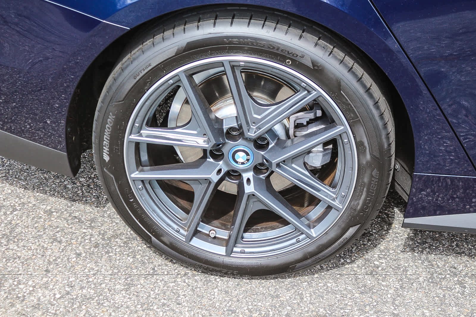 Certified 2023 BMW i4 eDrive35 w/ Premium Package RWD image 8