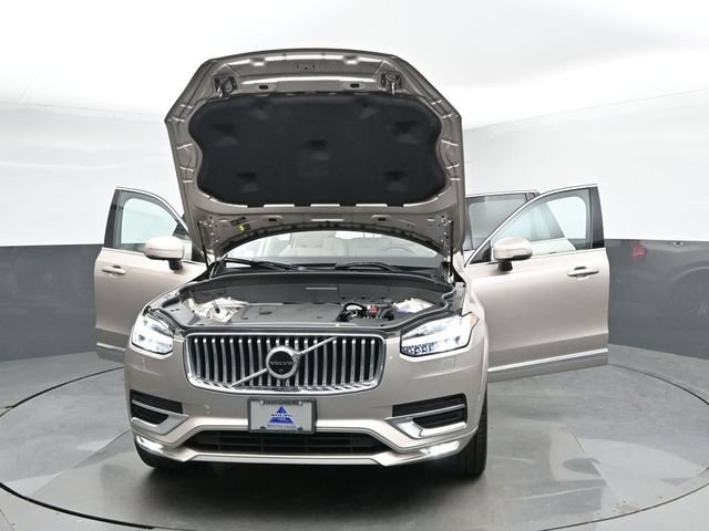 Used 2023 Volvo XC90 B6 Plus w/ Protection Package AWD/4WD image 54