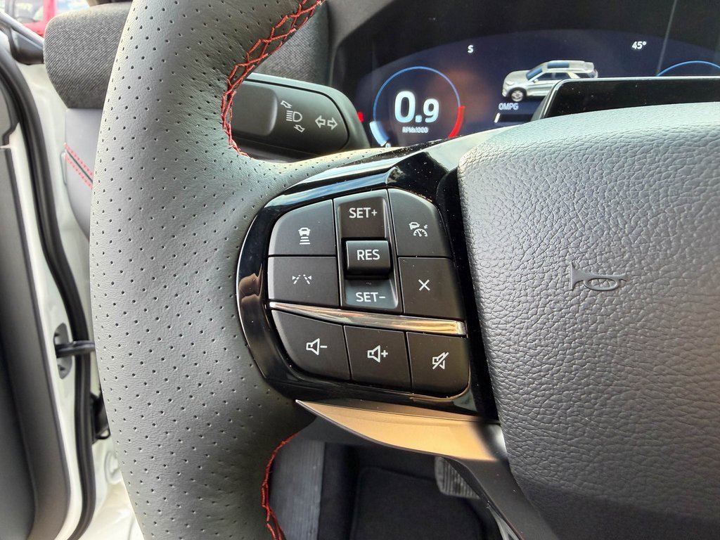 Used 2021 Ford F350 Lariat w/ Chrome Package image 29