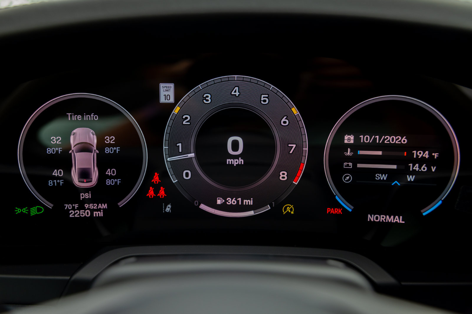 Used 2025 Porsche 911 Carrera RWD image 8