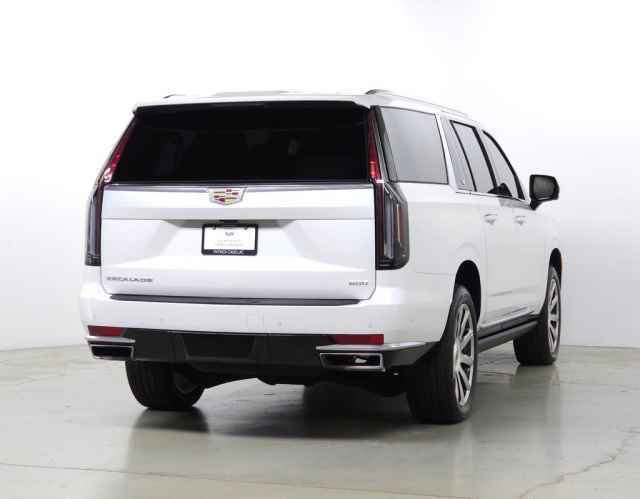 Certified 2024 Cadillac Escalade ESV Premium Luxury Platinum w/ LPO, Floor Liner Package AWD/4WD image 11
