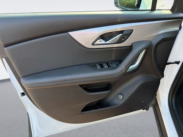 Used 2021 Chevrolet Blazer LT FWD image 17