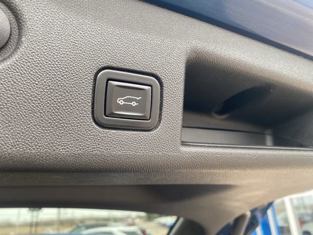 Used 2021 Chevrolet Equinox LT image 22