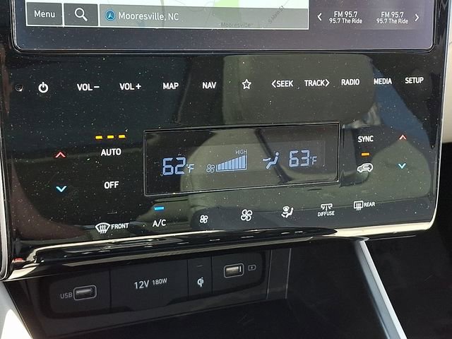 Used 2023 Hyundai Tucson Limited image 16