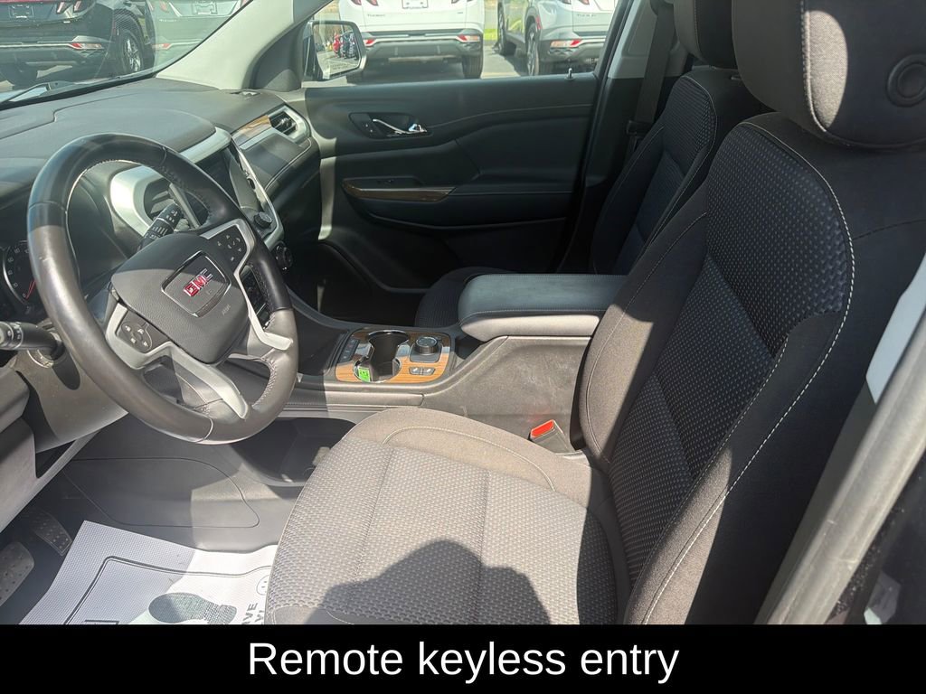 Used 2020 GMC Acadia SLE w/ Driver Convenience Package image 14