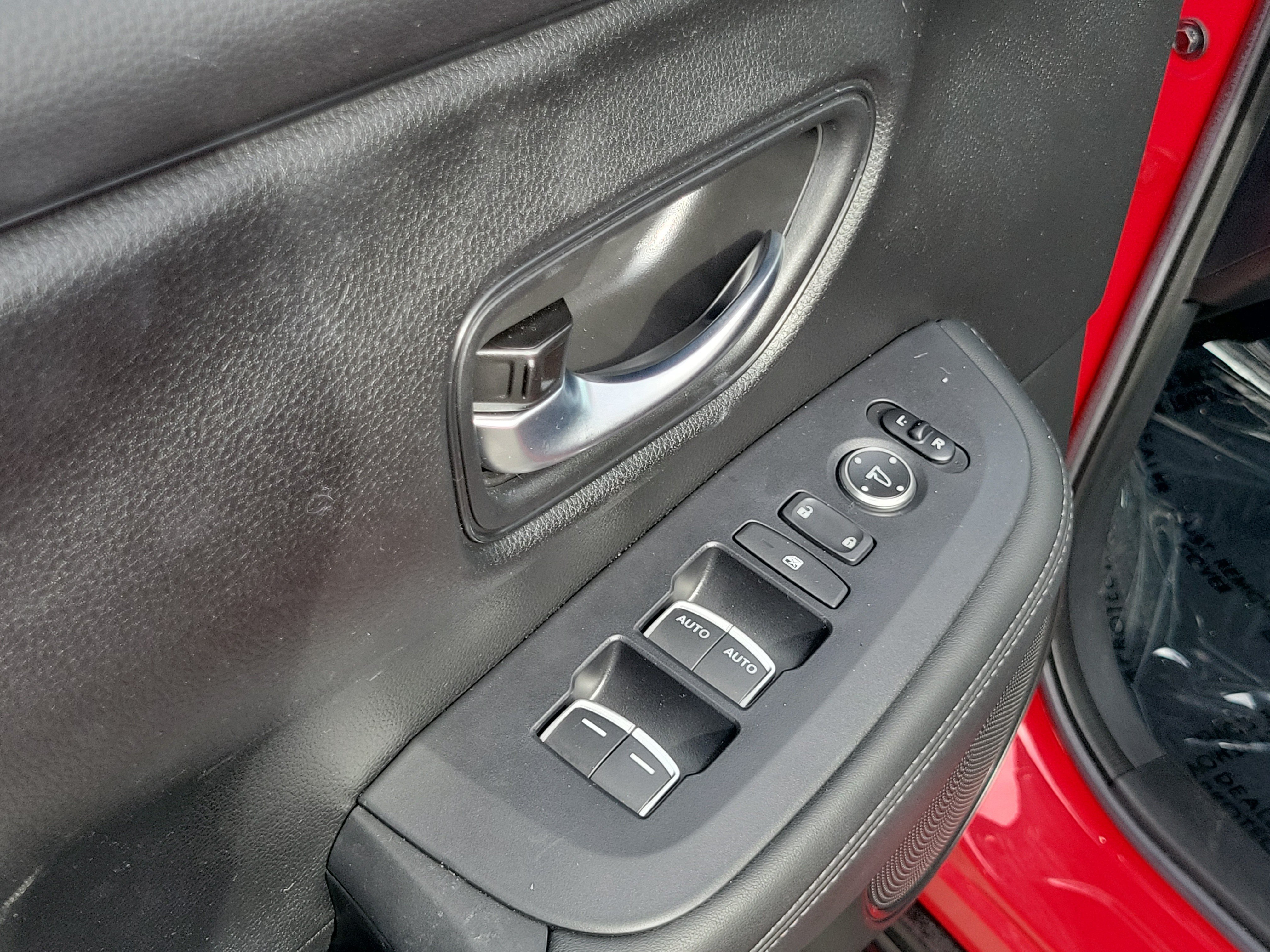 Certified 2024 Honda HR-V EX-L image 13
