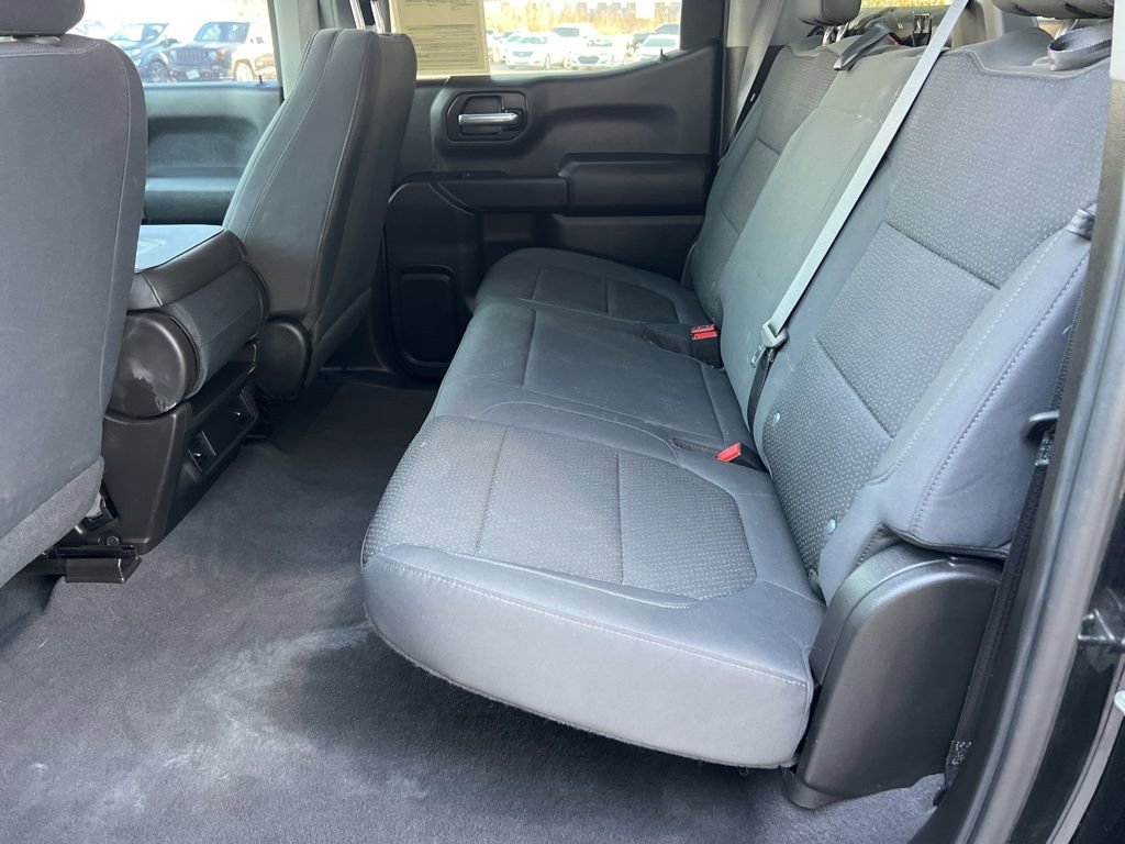 Used 2019 Chevrolet Silverado 1500 Custom w/ Infotainment Package image 17