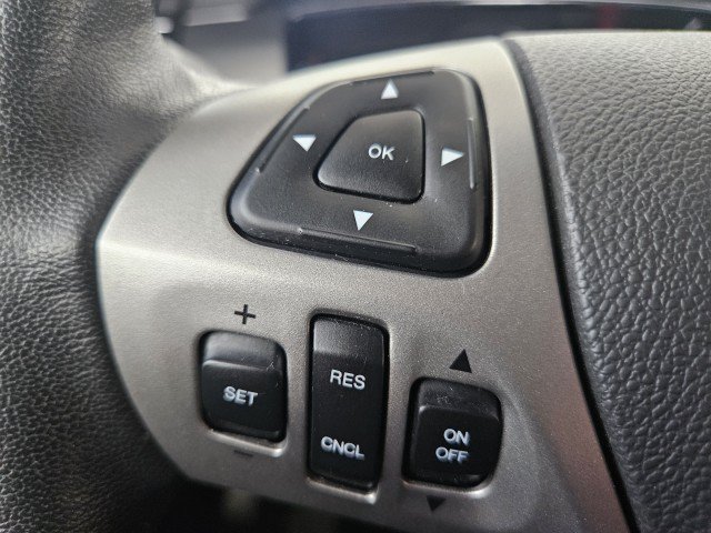 Used 2014 Ford Taurus SEL w/ Equipment Group 201A FWD image 27
