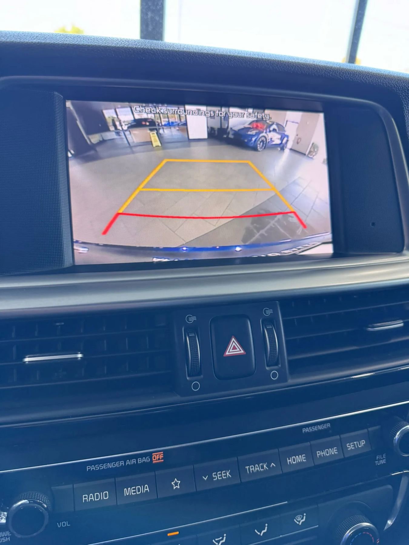 Used 2019 Kia Optima LX image 27